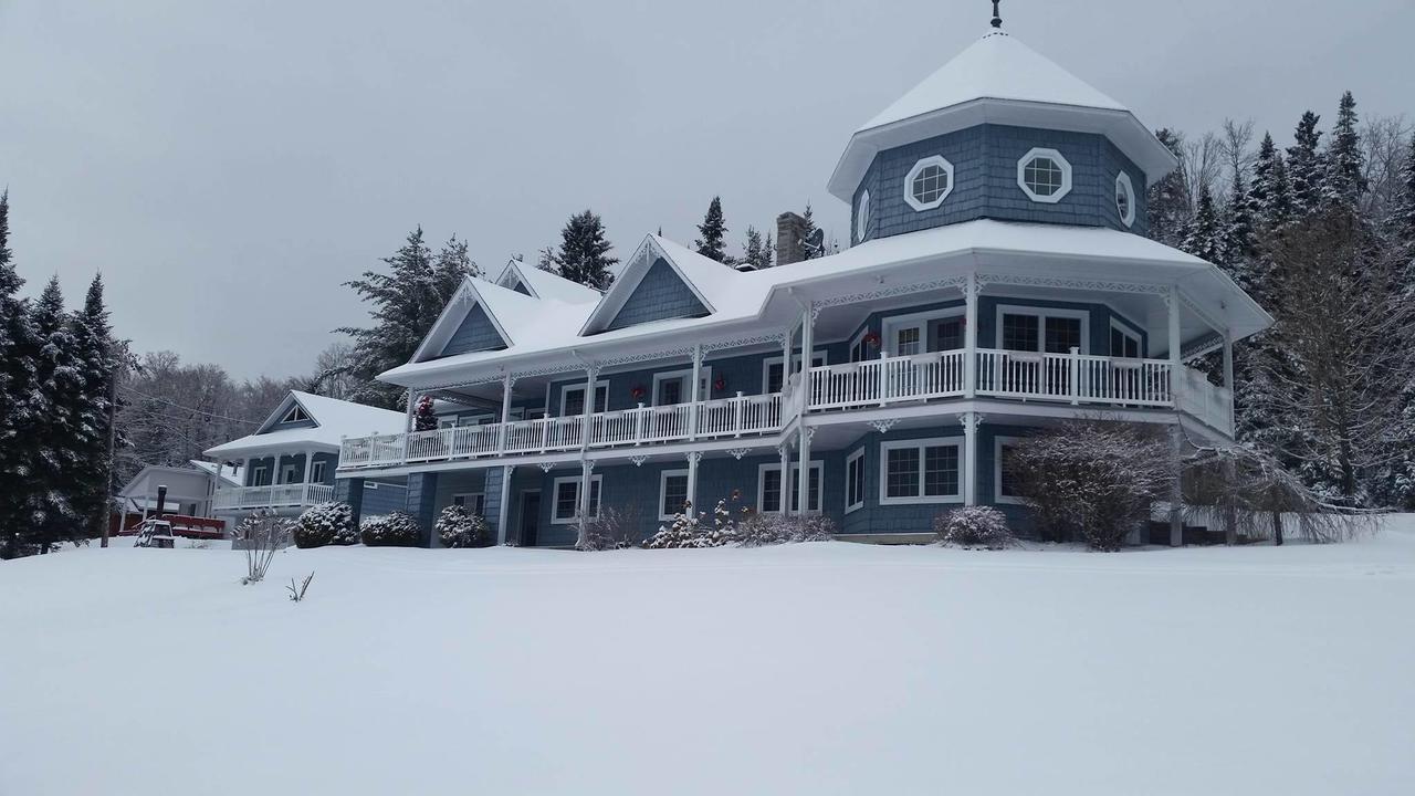La Maison Bleue Du Lac Wallace Коатикук Экстерьер фото