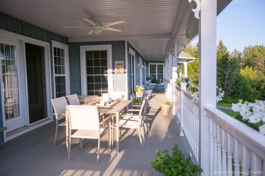 La Maison Bleue Du Lac Wallace Коатикук Экстерьер фото